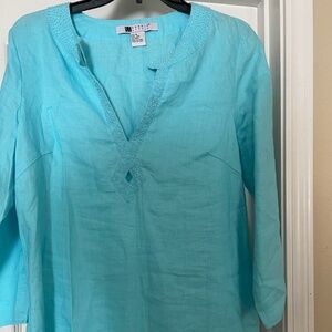 Carol Little 100% lLINEN EMBROIDERED TOP ,blue ,size M, NWOT